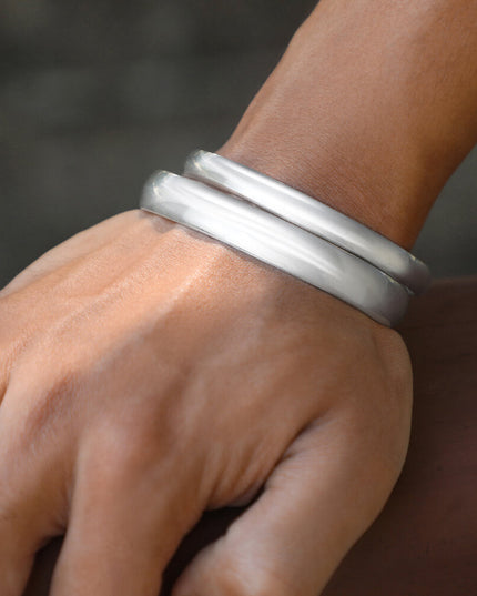 Silver Curve 925 Sterling Silver Cuff Bracelet – 7mm & 10mm Wide, Unisex Adjustable, Made in Thailand