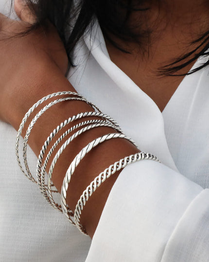 Silver Planets 925 Sterling Silver Women’s Bangles – Planet-Inspired Designs (Mercury, Venus, Mars, Jupiter, Saturn, Uranus, Neptune), Multiple Sizes