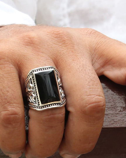 Onyx or Shell 925 Sterling Silver Signet Ring – Black Onyx or White Shell, 20x13mm Stone, Sizes 8–15, Made in Thailand