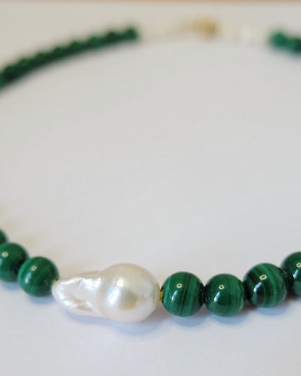 Malachite Pearl Necklace with Baroque Pearl & 14K Gold Clasp – Hand-Knotted on Silk