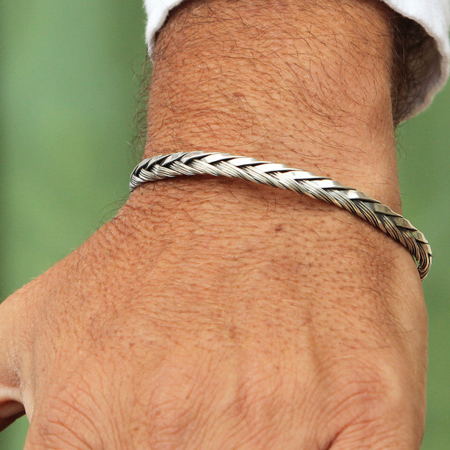 Slim Cuff