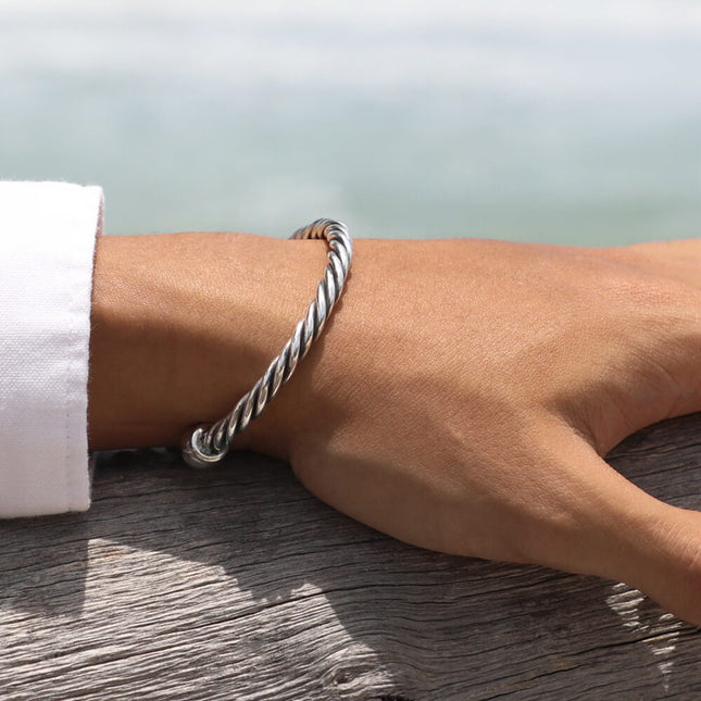 Winding Bangle
