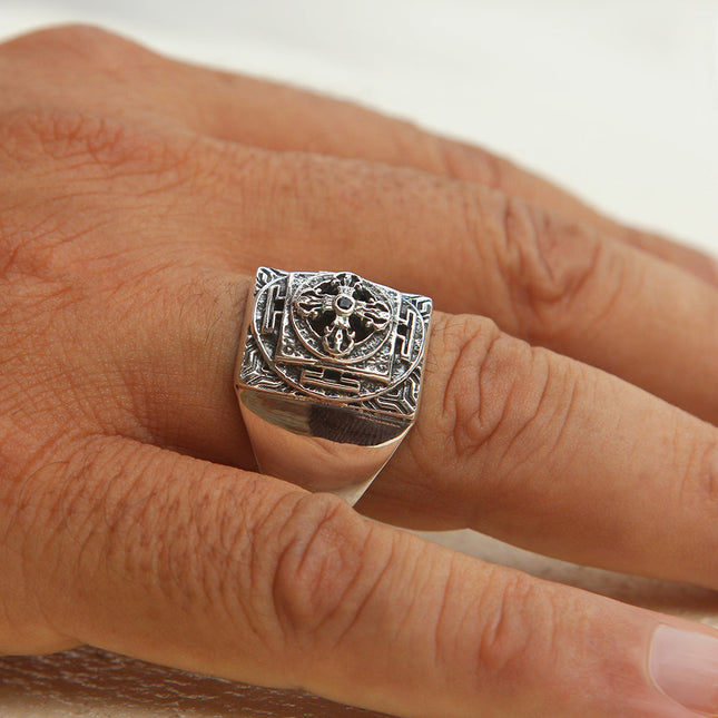 Cross Signet