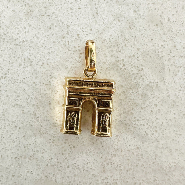 L'arc de Triomphe Charm - 18K Gold